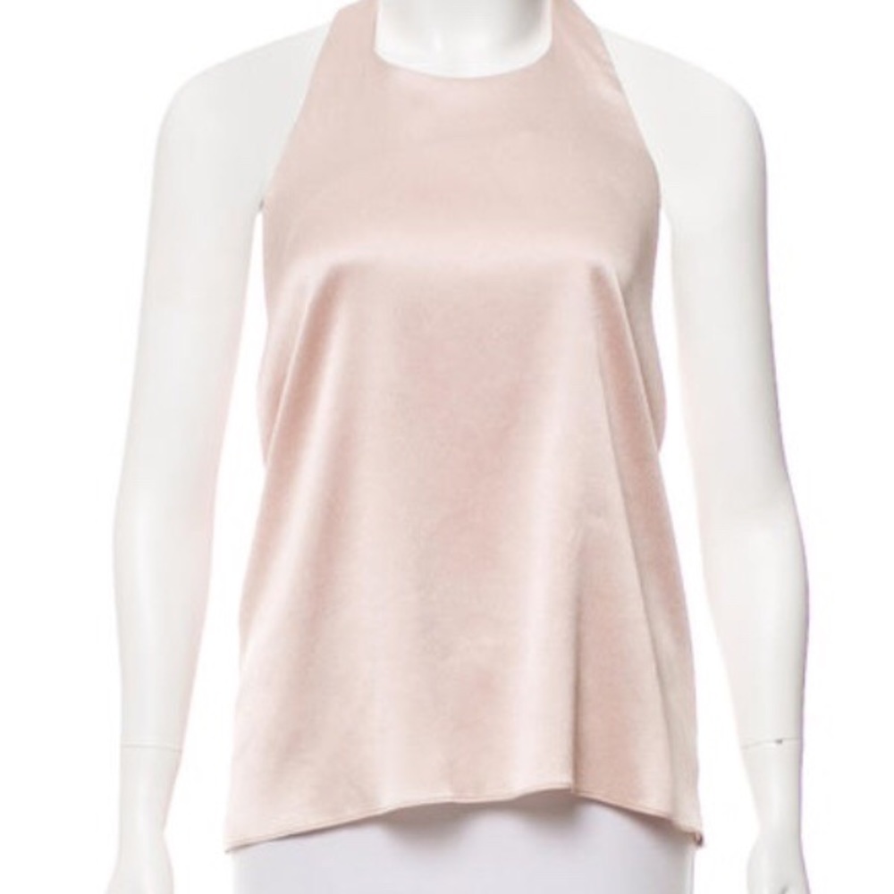 Pretty halter top.